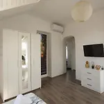Center Lucia -split Center- Apartment *