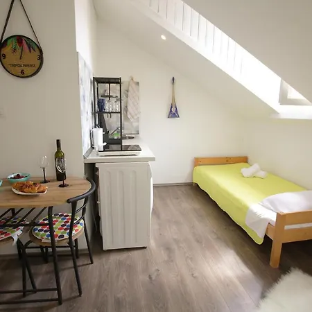 Center Lucia -split Center- Apartment Split