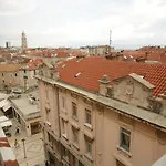 Center Lucia -split Center- Lejlighed